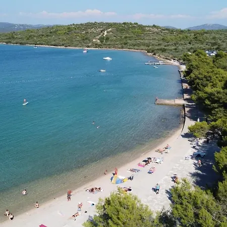 O'fig Mobile Holiday home Tisno